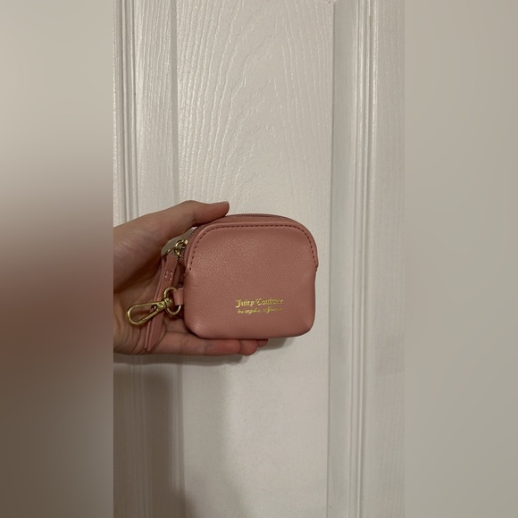 Pink juicy couture coin pouch - Picture 1 of 1